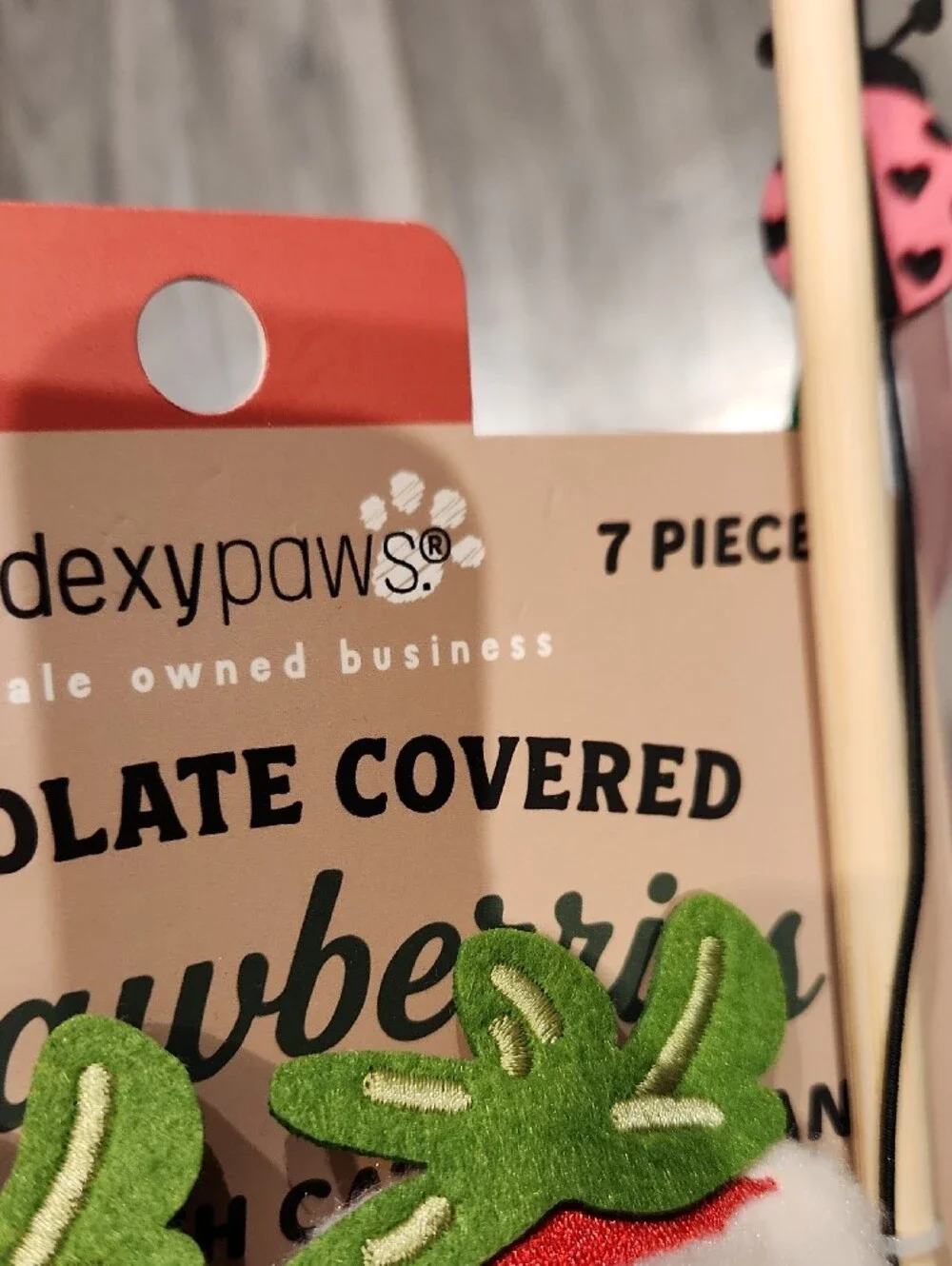 NWT Dexypaws Chocolate Covered Strawberry Cat Teaser Toy - Pink, Brown, White